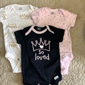 Gerber’s short sleeved onesie